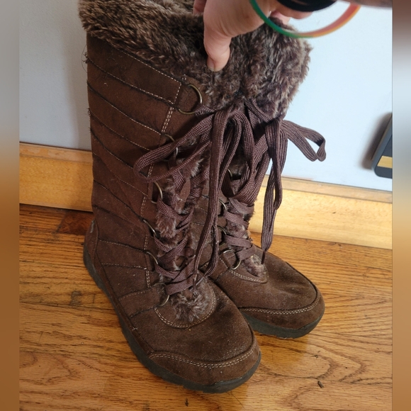 Route 66 Brown Fur-Lined Boots - Picture 4 of 7